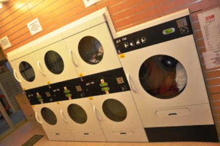 Coin Operated Launderette in Crawley For Sale for Sale