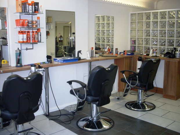 Sell a Unisex Hair Salon in Eastleigh For Sale
