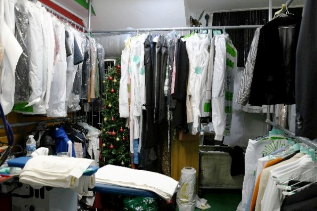 Sell a Modern Dry Cleaners in Oxfordshire For Sale