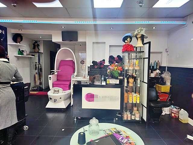 Hair & Beauty Salon in West Midlands For Sale for Sale