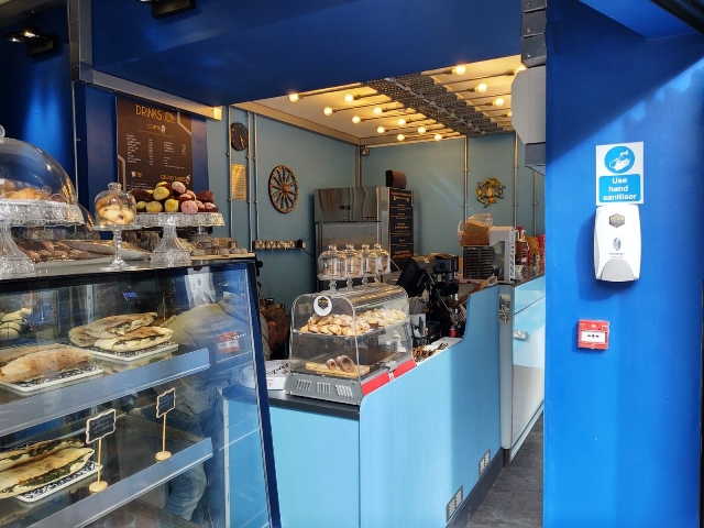 Cafe Restaurant & Ice Cream Bar in Brighton For Sale for Sale