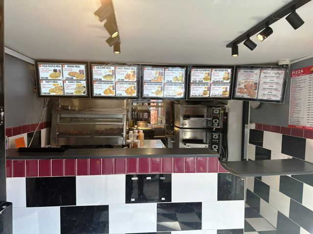 Pizza & Chicken Shop in Stanford-Le-Hope For Sale