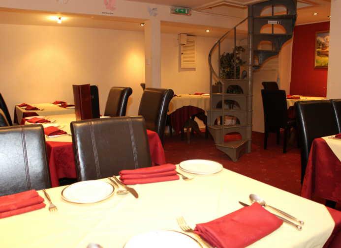 Sell a Licensed Indian Restaurant in Twickenham For Sale