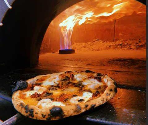 Wood Fired Pizza Takeaway in Freshwater For Sale