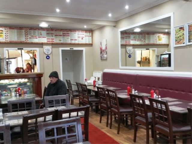 Sell a Kebab Shop plus daytime Cafe in Essex For Sale