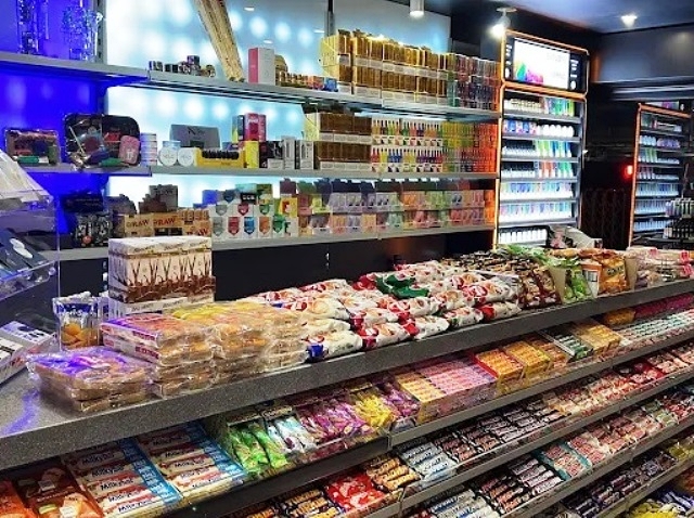 Busy Off Licence in Central London For Sale