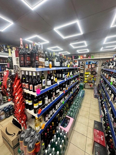 Off Licence and Vape Shop in Oxfordshire For Sale