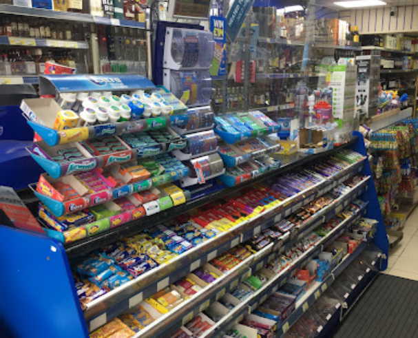 Buy a Convenience Store plus Off Licence in North London For Sale