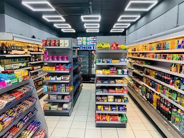 Well Presented Convenience Store and Off Licence in Hertfordshire For Sale