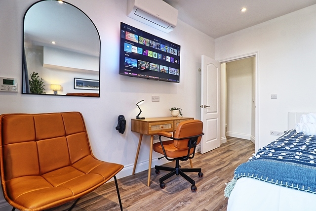 Sell a 2 Holiday Flats in Essex For Sale
