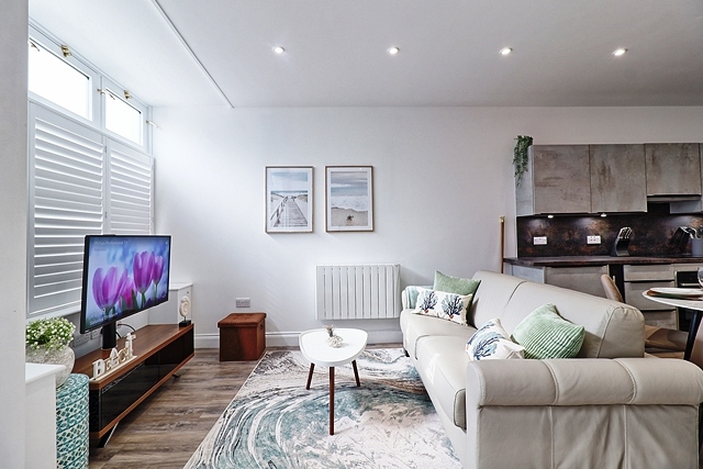 2 Holiday Flats in Essex For Sale for Sale