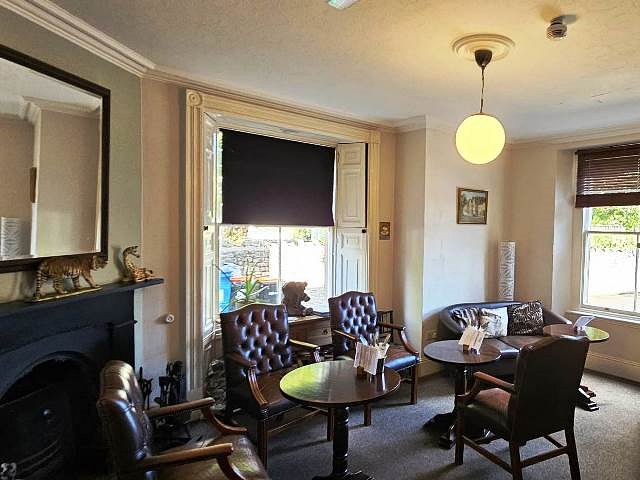 Hotel with Restaurant and Bar in Somerset For Sale for Sale