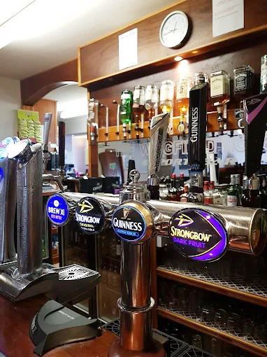 Restaurant with Pub and Hotel in South Wales For Sale for Sale