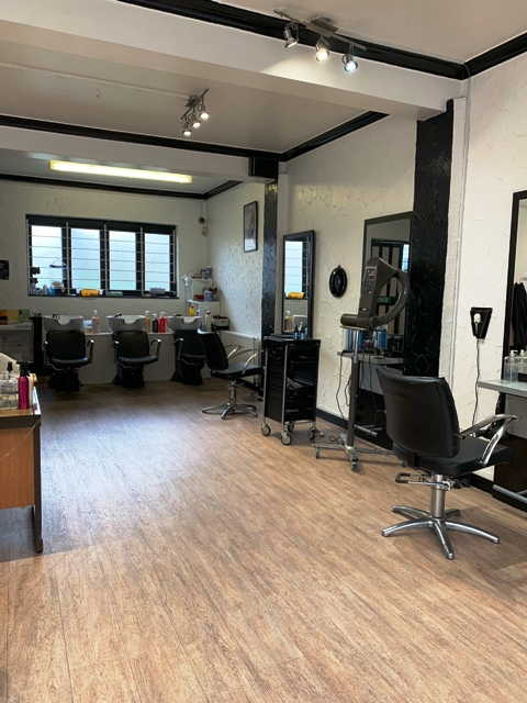 Sell a Fully equipped Hairdressing Salon in Kent For Sale