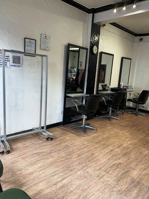 Fully equipped Hairdressing Salon in Orpington For Sale for Sale