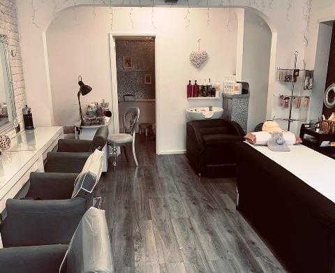 Buy a Hair & Beauty Salon in Hampshire For Sale