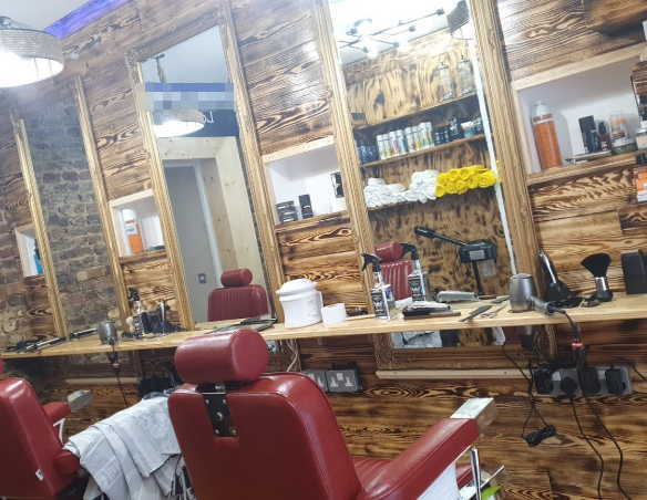 Well Fitted Barber Shop in South London For Sale