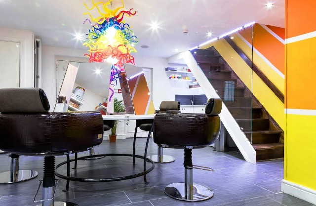 Well fitted Hair & Beauty Salon in South London For Sale for Sale