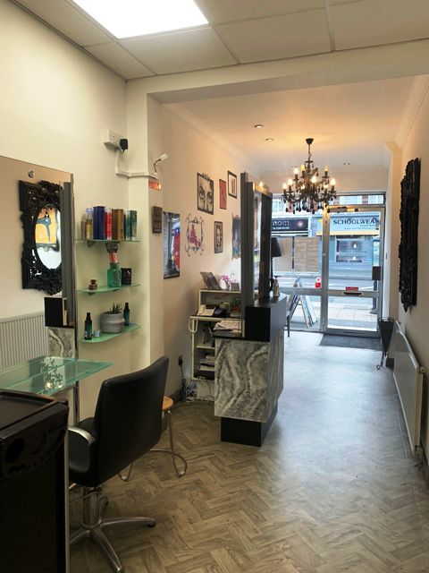 Hair & Beauty Salon in Orpington For Sale for Sale