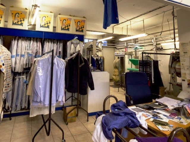 Sell a Well Located Dry Cleaners in Raynes Park For Sale