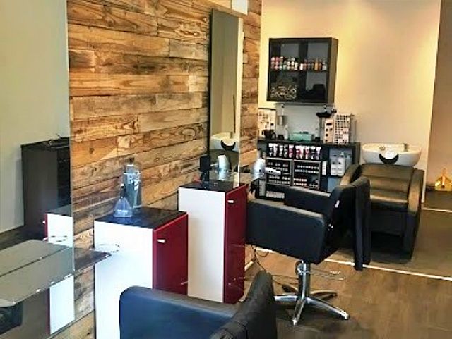 Old Established Hairdressing Salon in Greater Manchester For Sale for Sale