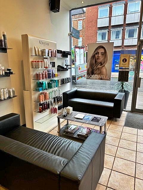 Hair and Beauty Salon in Weybridge For Sale for Sale