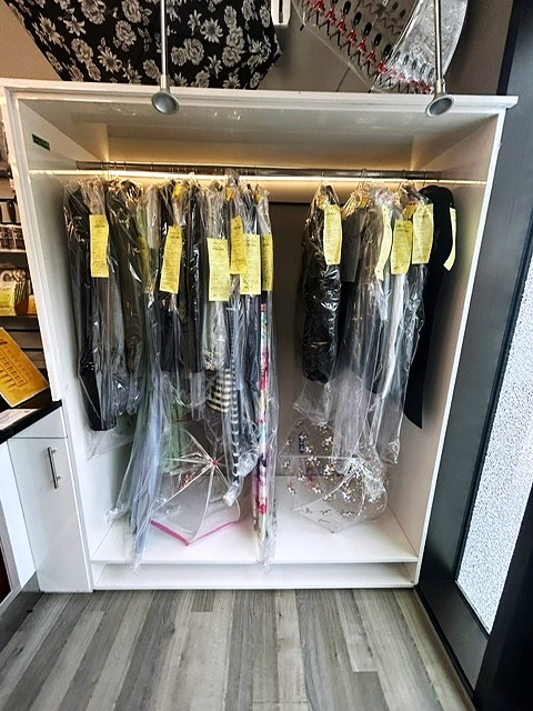 Receiving Dry Cleaners and Tailors in South London For Sale for Sale