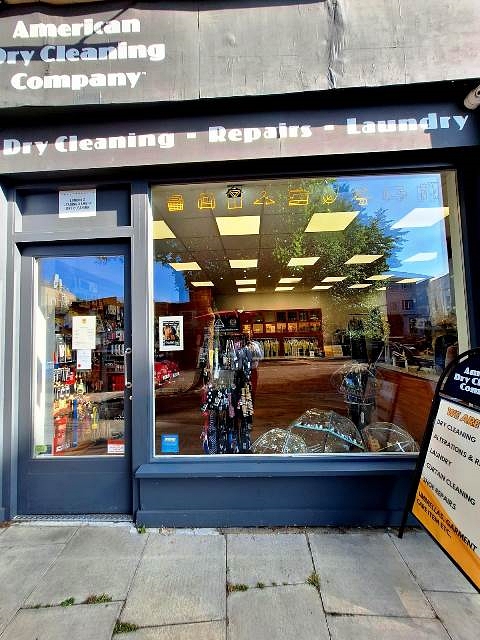 Receiving Dry Cleaners in North London For Sale