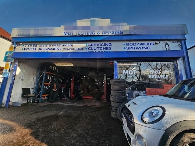 Car Garage plus MOTs and Body Shop in Middlesex For Sale