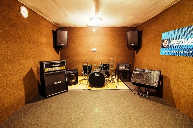Music Rehearsal Studio in West London For Sale for Sale