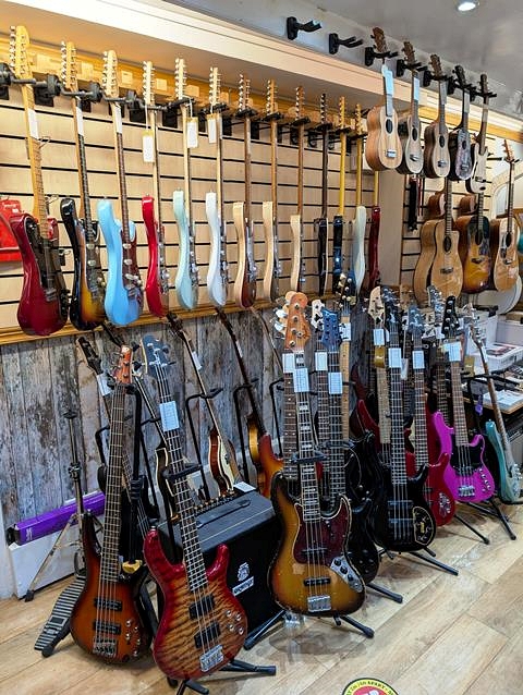 Music Instruments and Gift Shop in Kent For Sale