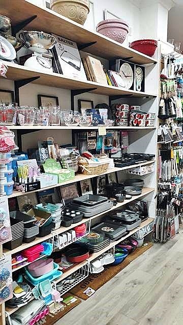 Household Goods Shop in North London For Sale for Sale