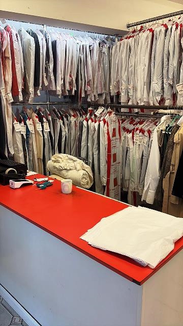 Sell a Renowned Dry Cleaners in Surrey For Sale