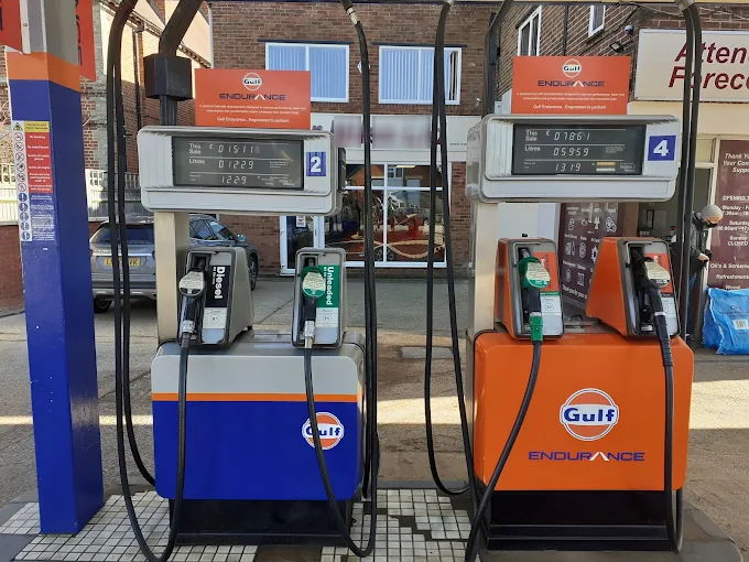 Petrol Station plus MOT Garage and Workshop in Buckinghamshire For Sale