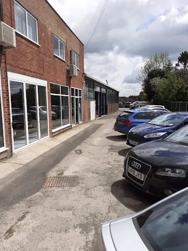 Buy a Petrol Station plus MOT Garage and Workshop in Buckinghamshire For Sale