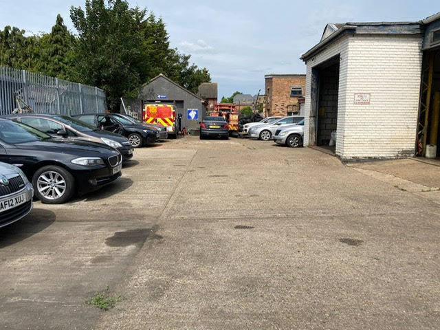 Vehicle Recovery and Repair plus MOT Garage in Suffolk For Sale for Sale