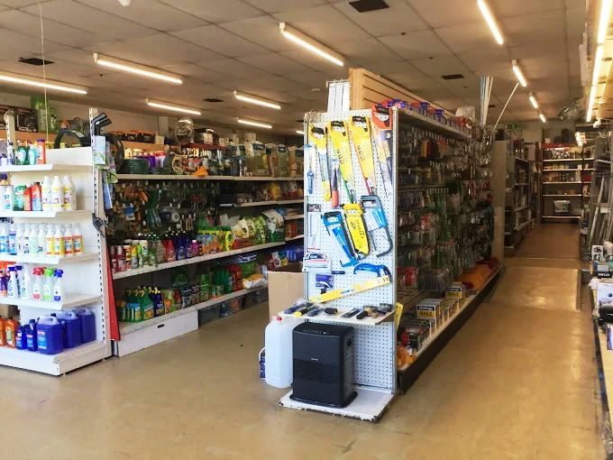 Hardware Store in Somerset For Sale