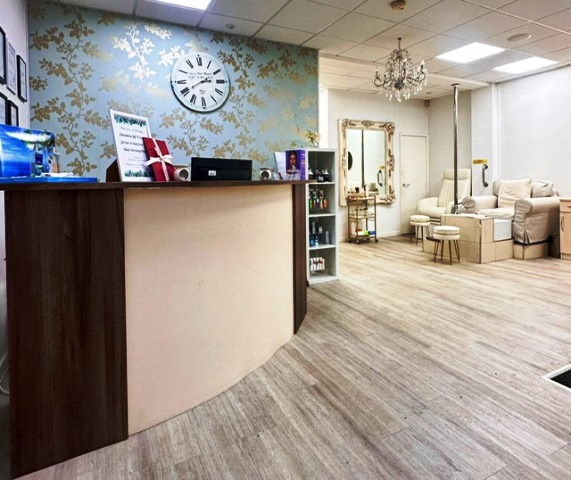 Sell a Beauty Salon plus Nail Bar and Messages in Surrey For Sale