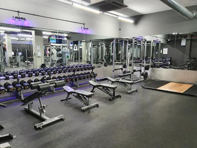 Fully Equipped Gym in Kent For Sale