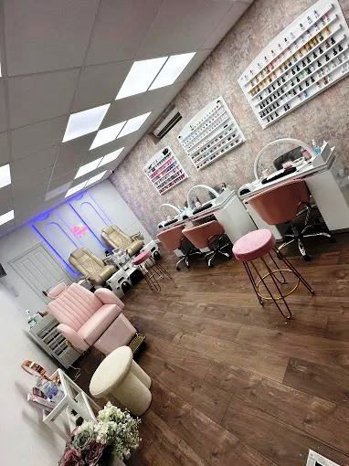 Beauty Salon in Kent For Sale