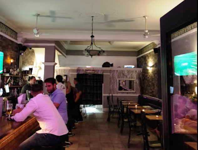 Sell a Mediterranean Restaurant with full on Bar in Kent For Sale
