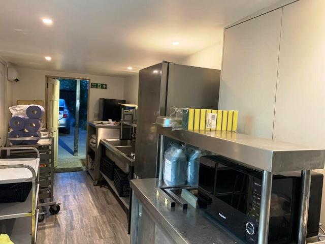 Well Fitted Restaurant in Upminster For Sale