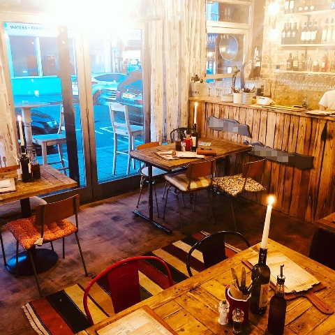 Restaurant with Full On Licence in Forest Hill For Sale