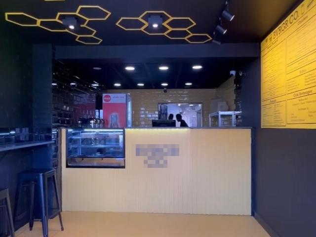 Modern Burger Bar in Hertfordshire For Sale