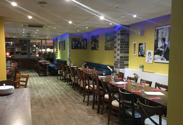 Sell a Substantial Licensed Restaurant in Surrey For Sale