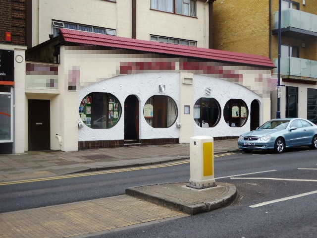 Detached Licensed Restaurant in Kent For Sale