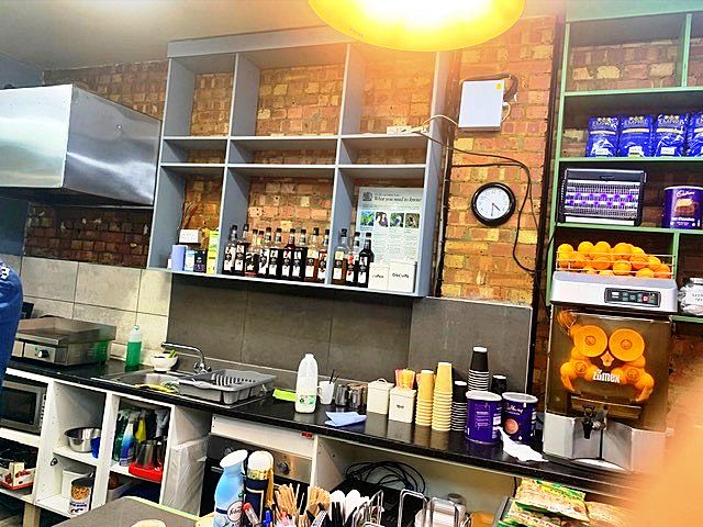 Spacious Caf in Hanwell For Sale for Sale