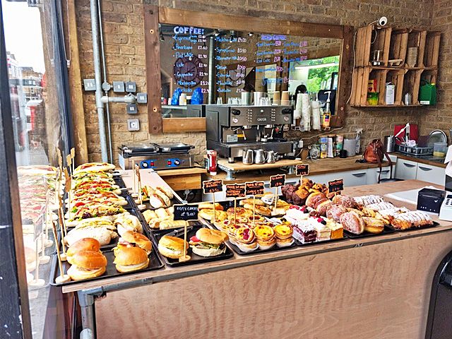 Sell a Sandwich Bar plus Ice Cream Parlour in North London For Sale