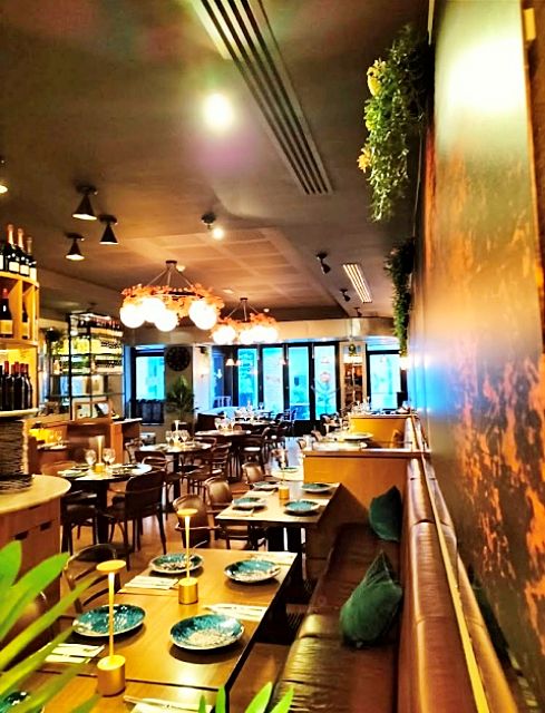 High Class Licensed Restaurant in Betchworth For Sale for Sale