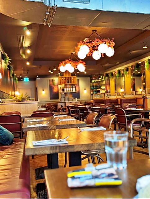 High Class Licensed Restaurant in Betchworth For Sale for Sale